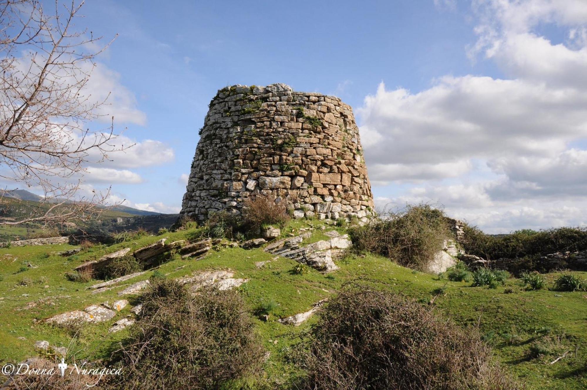 S'Antiga Inn, Centro Storico Ed Escursionismo In Sardegna Seùlo Exterior foto